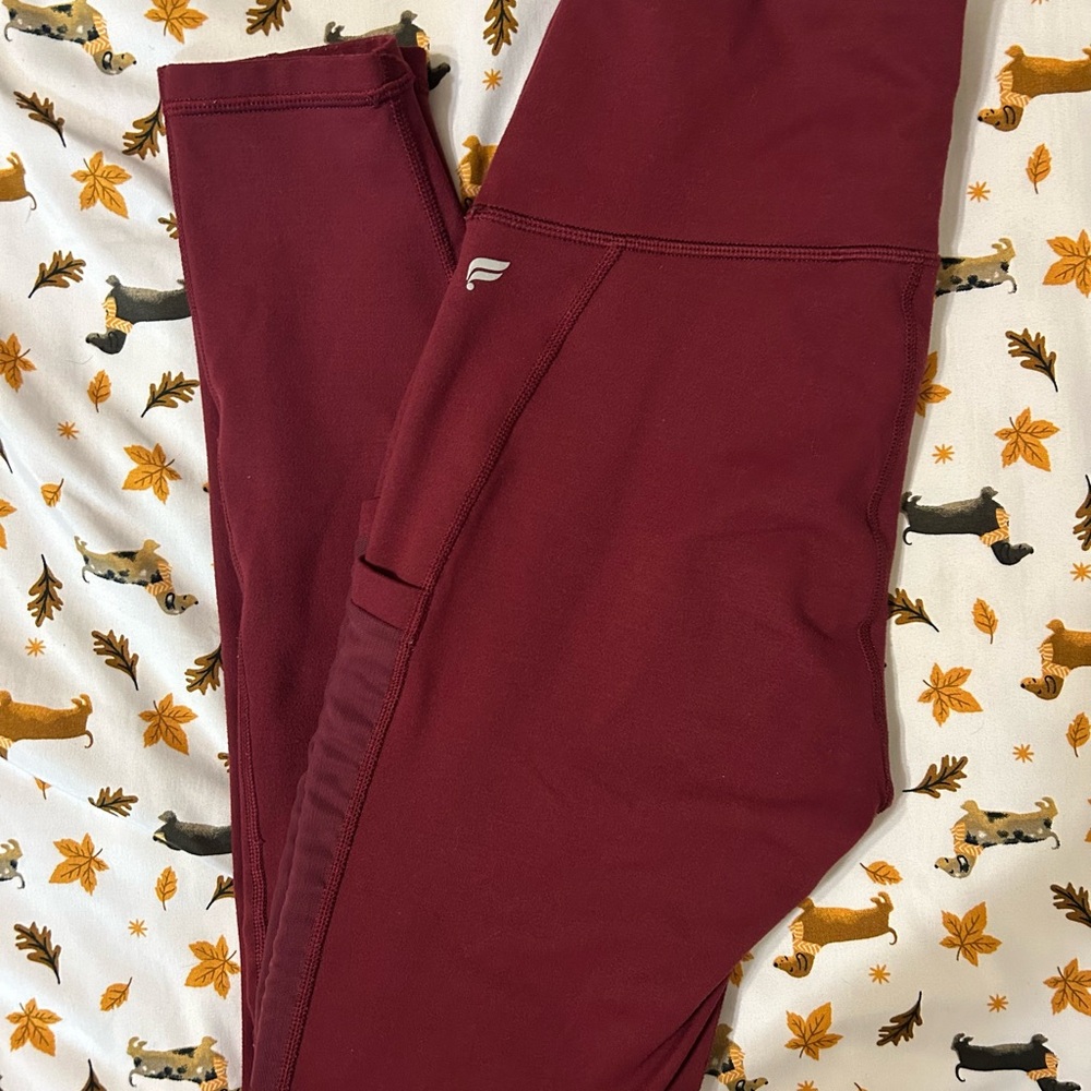 Maroon Active Leggings